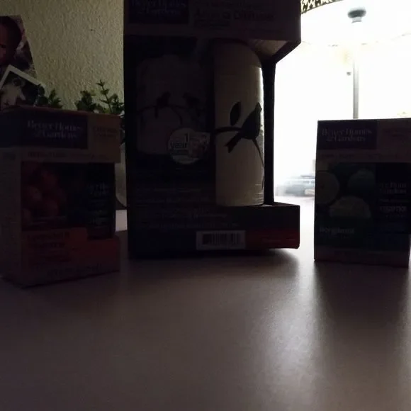 Oil diffuser - Picture 1 of 4